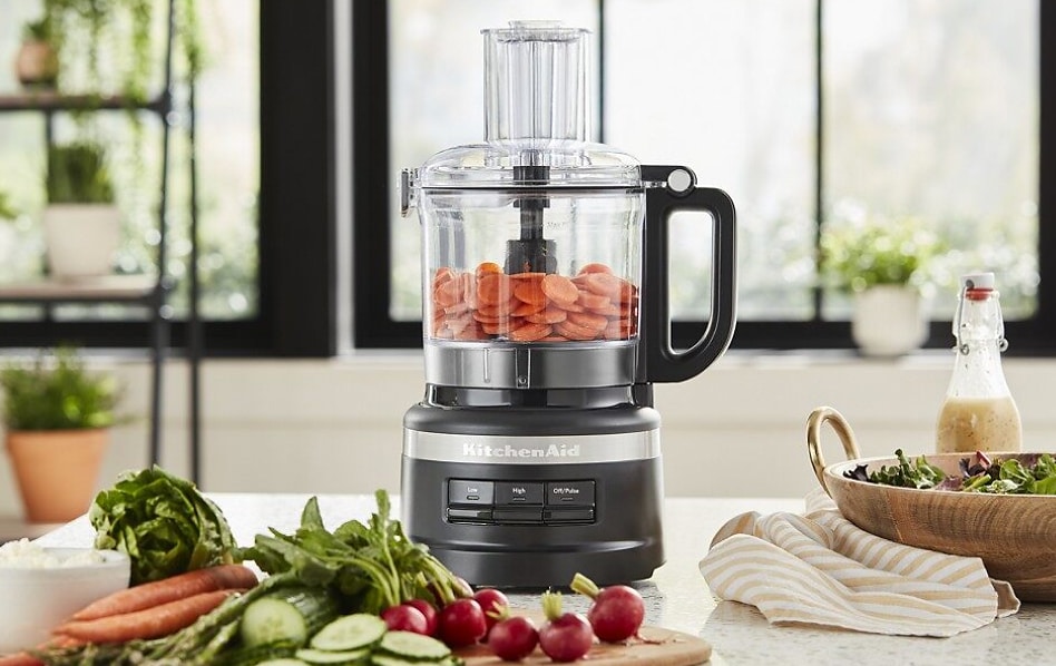 Food Chopper vs Processor: Kitchen Appliances Compared